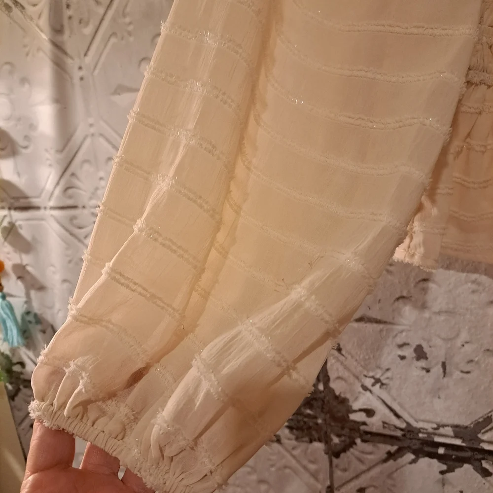 ASTR THE LABEL ZIVA LONG SLEEVE RUFFLED ROMANTIC TOP SIZE M - Picture 8 of 14